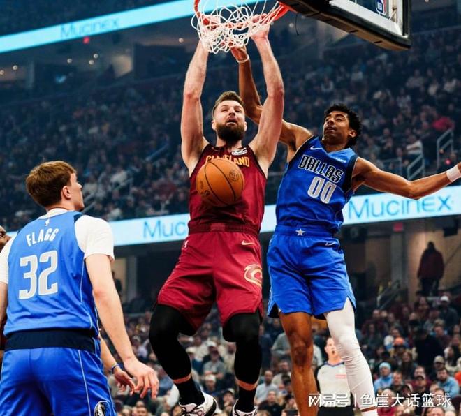 独行侠逆转骑士斯特鲁斯首秀爆发弗拉格砍27+1